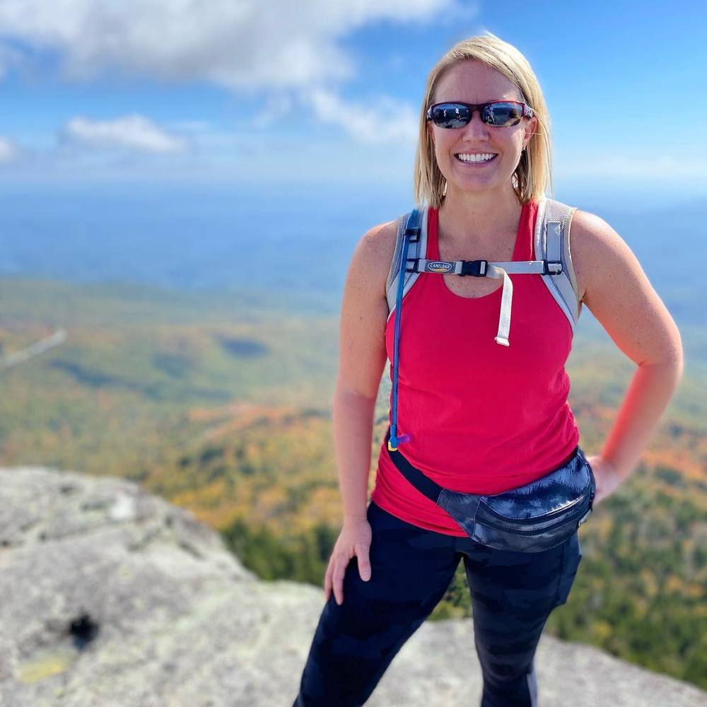 Meet your Posher, Lorrie